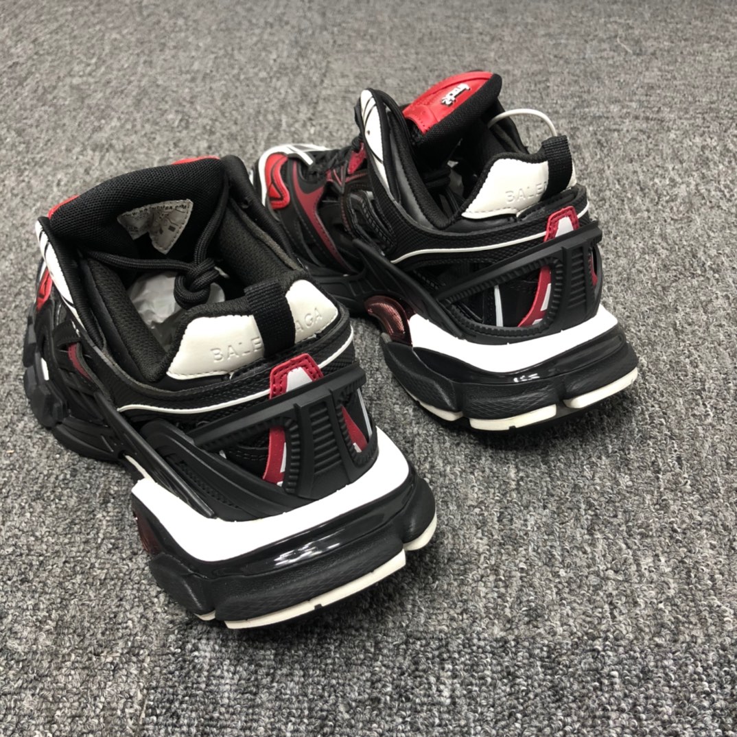 Balenciaga Track.2 Sneaker - EUR FASHION