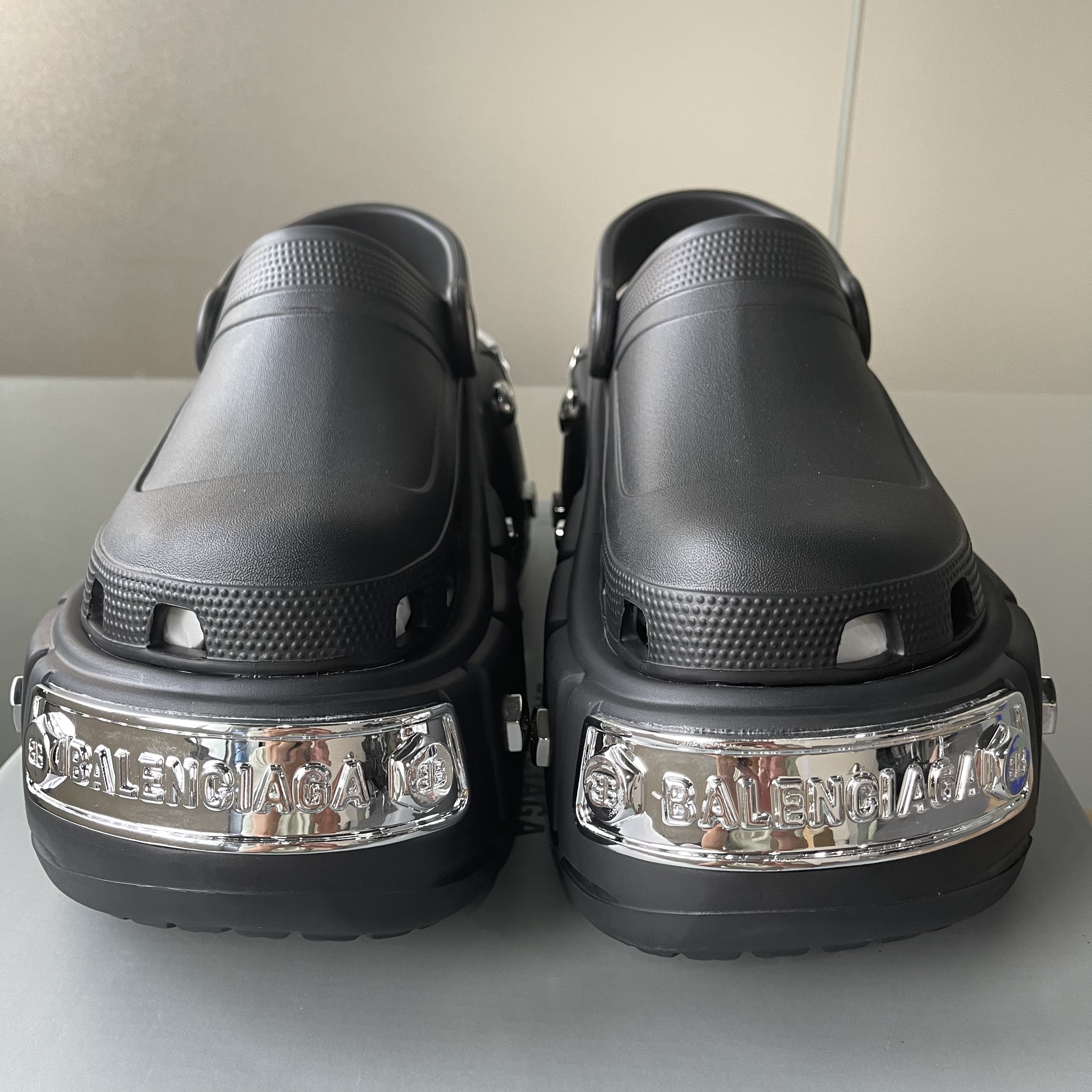 Balenciaga HardCrocs™ Sandal In black Rubber - EUR FASHION