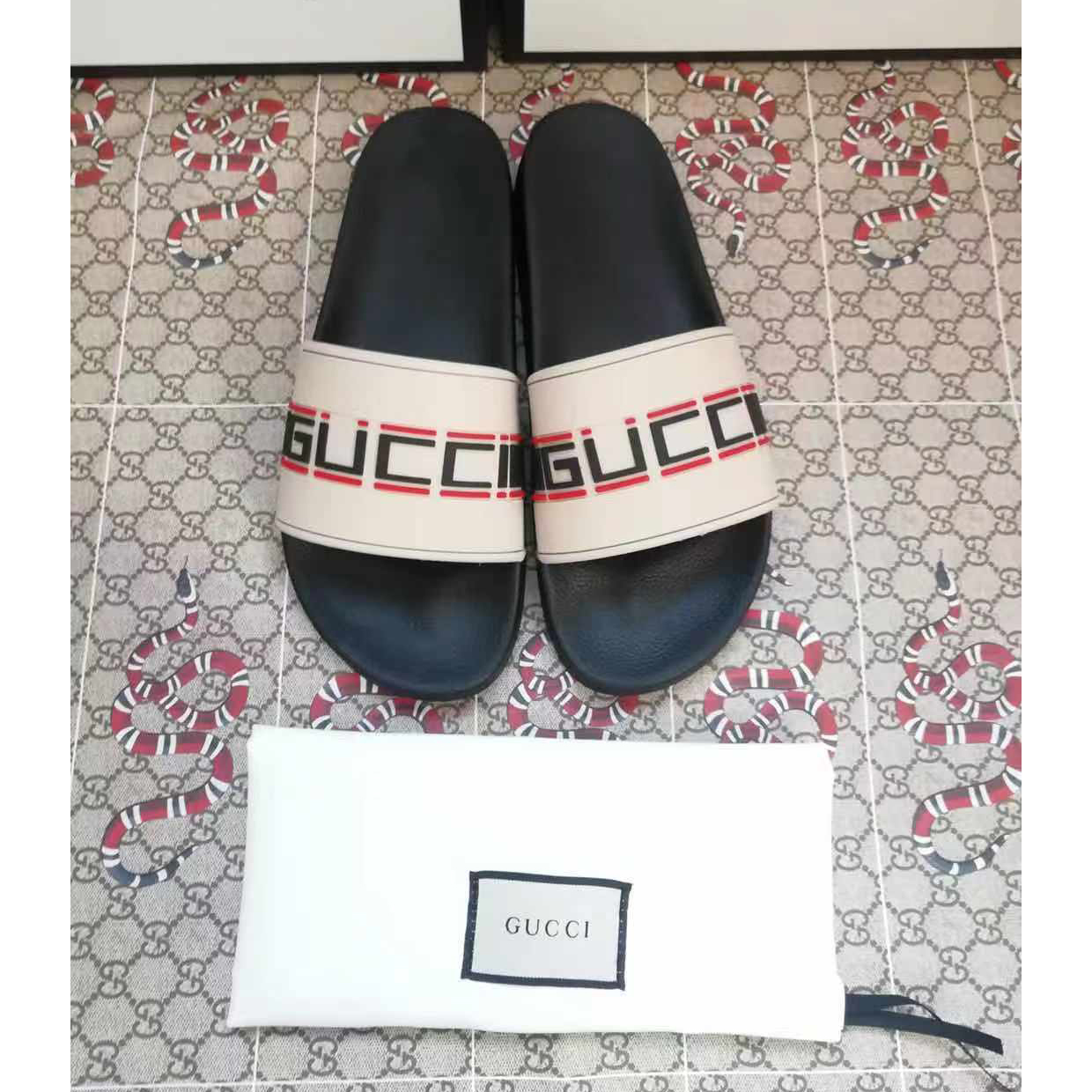 Gucci Logo Slide Sandal - EUR FASHION