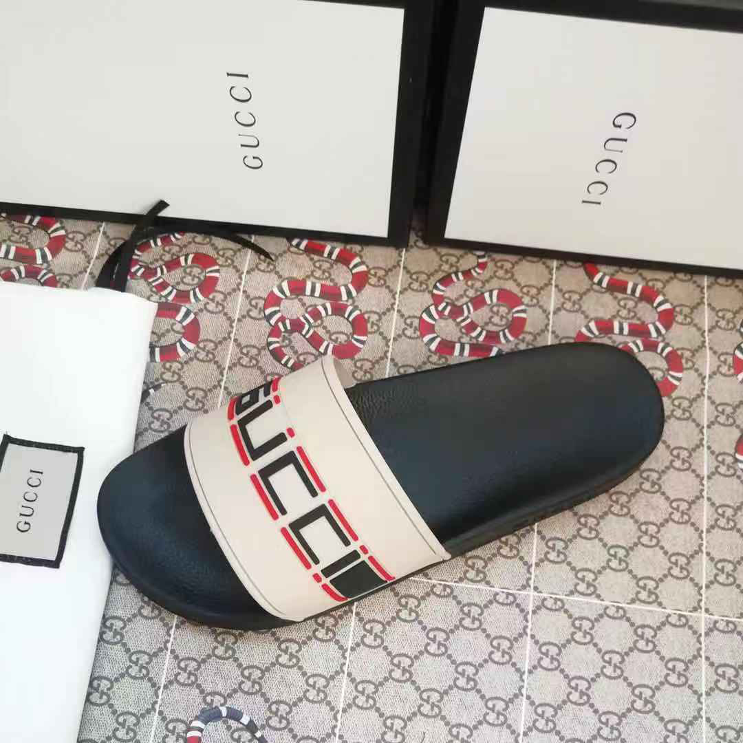 Gucci Logo Slide Sandal - EUR FASHION