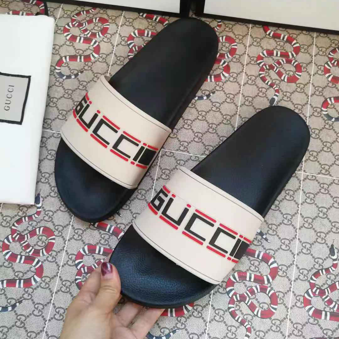 Gucci Logo Slide Sandal - EUR FASHION