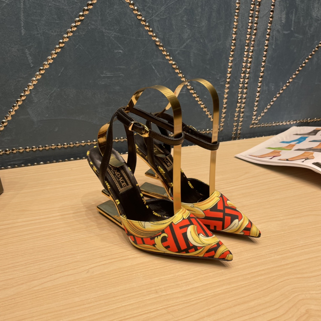 Fendi x Versace Fendace Printed Silk High-Heeled Slingbacks - EUR FASHION