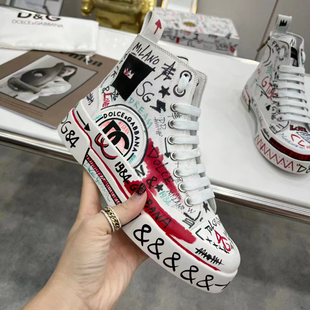 Dolce & Gabbana Hand-Painted Graffiti Canvas Portofino Light Mid-Top  Sneakers - EUR FASHION