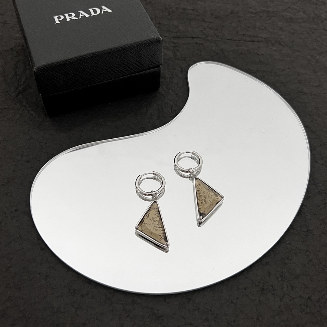 Prada Stone Jewels Pendant Earring - EUR FASHION