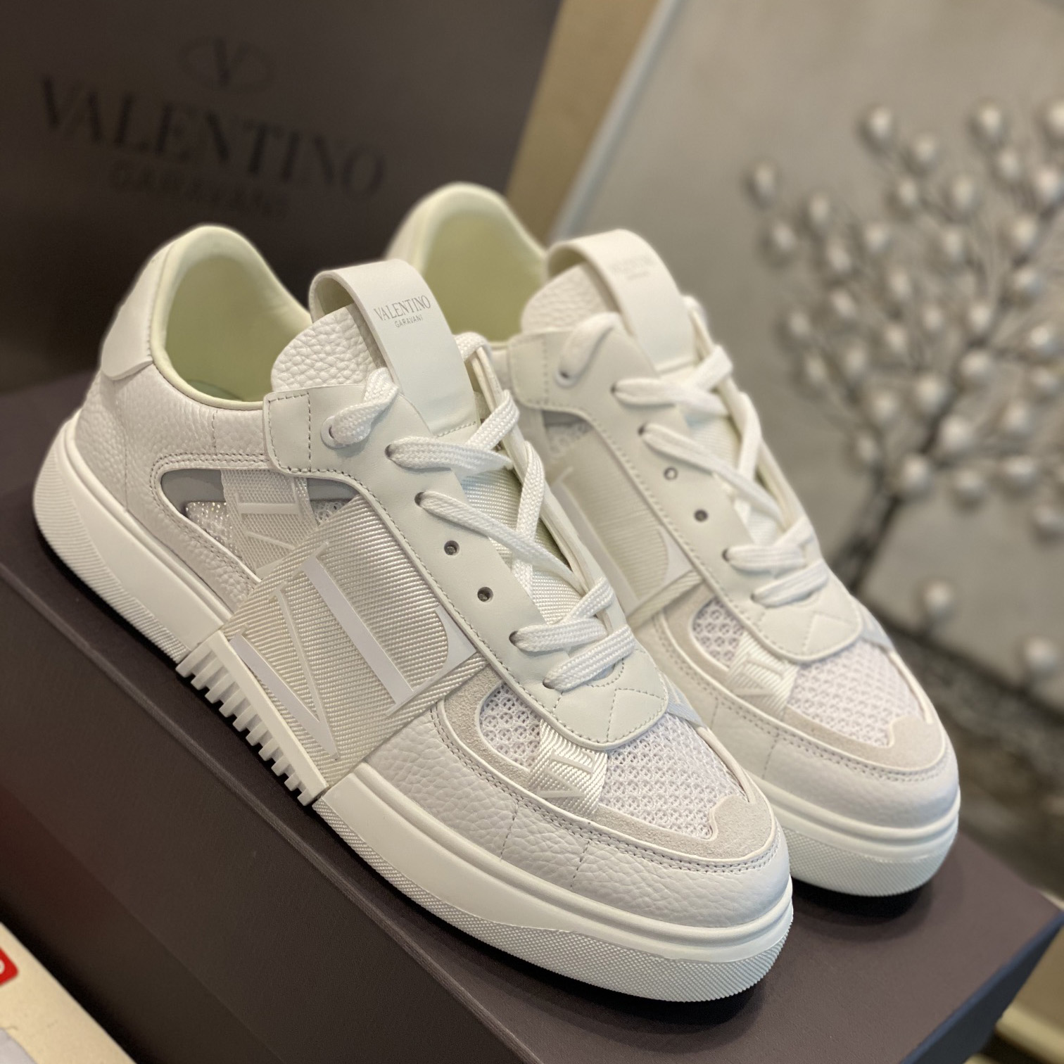 Valenti VL7N Low-Top Sneakers In Calfskin And Mesh Fabric With Bands - EUR FASHION