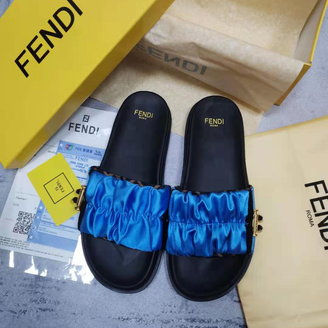 Fendi Fendi Feel Blue Satin Slides - EUR FASHION