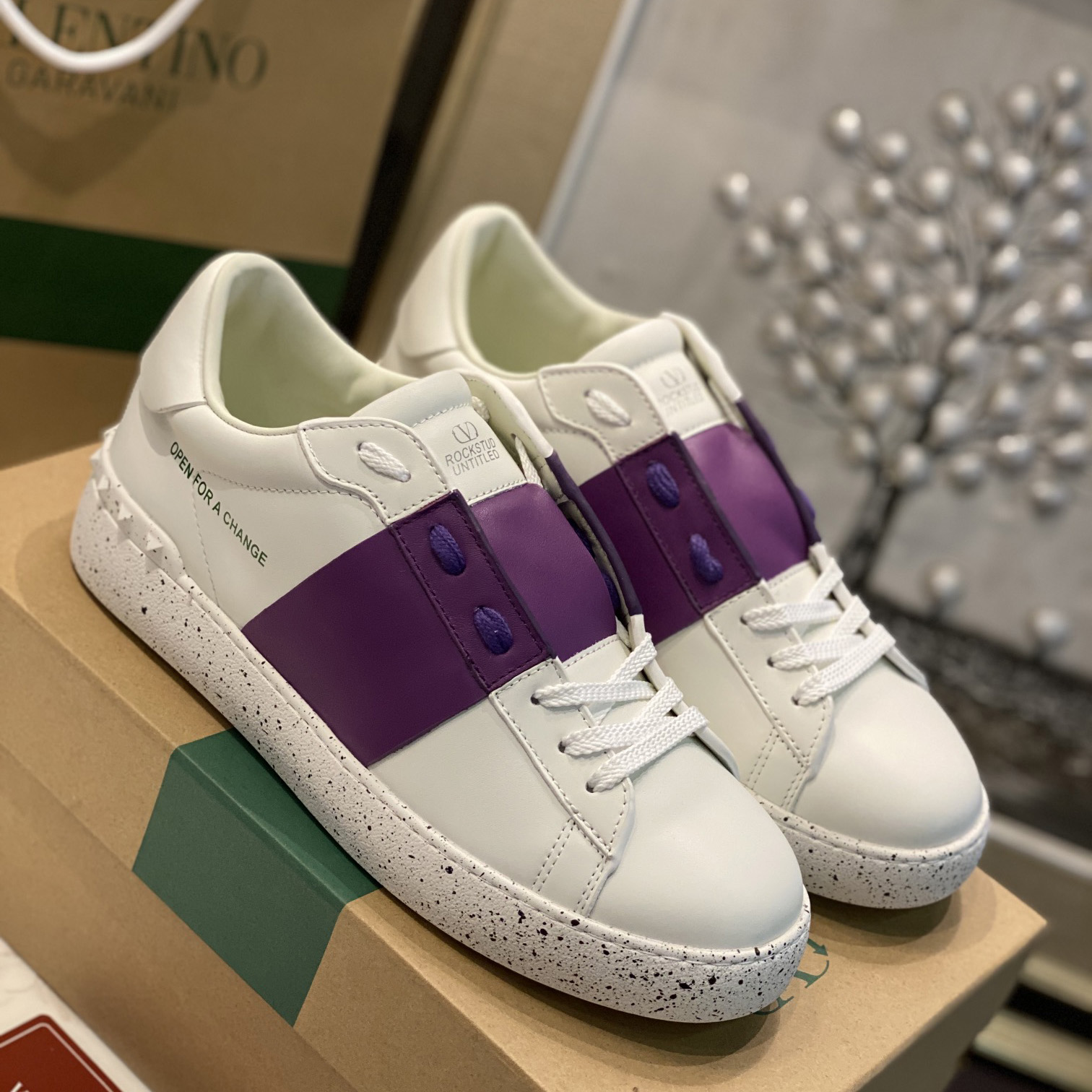 Valenti Open For A Change Sneaker In Bio-Based Material In White/Sunset Purple - EUR FASHION