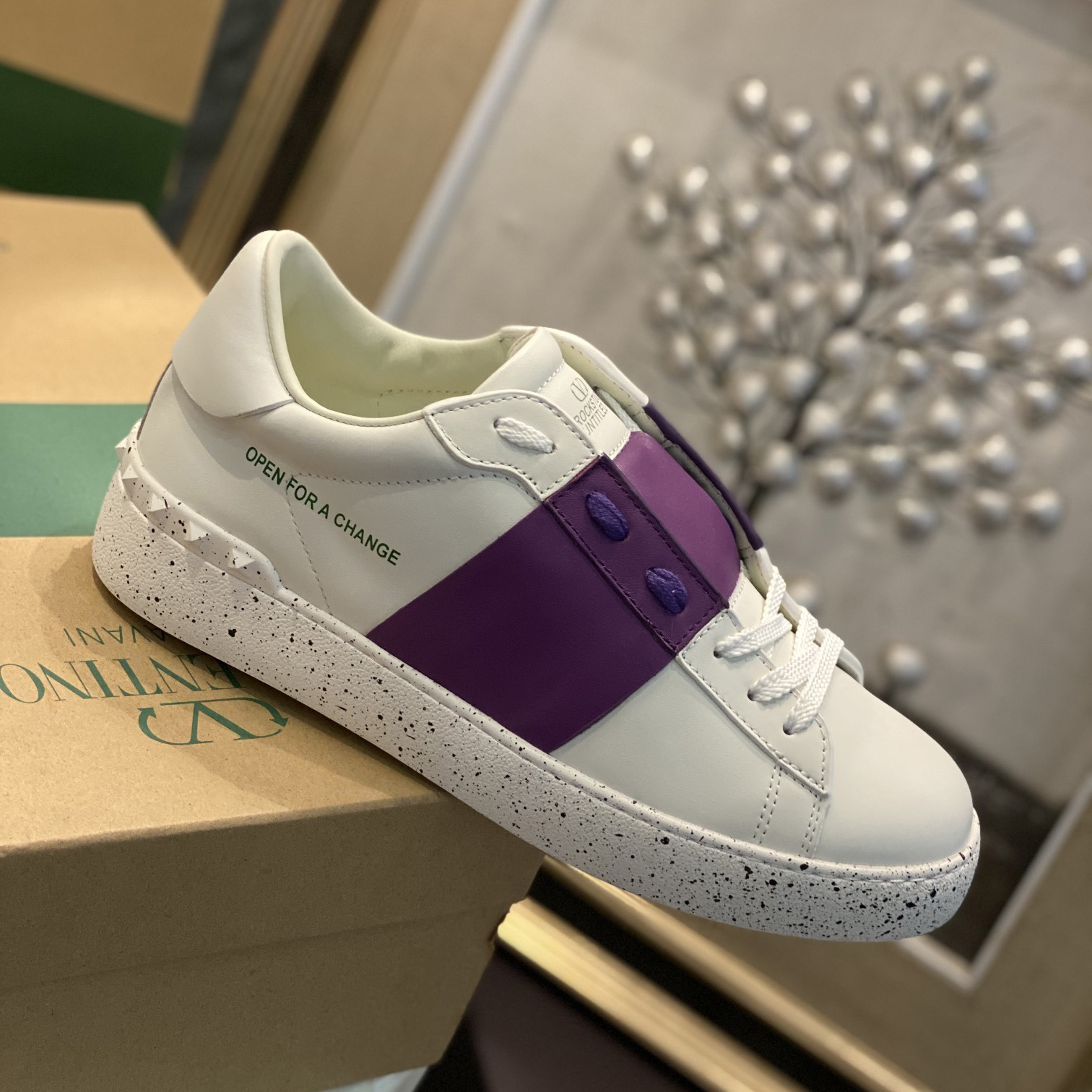 Valenti Open For A Change Sneaker In Bio-Based Material In White/Sunset Purple - EUR FASHION