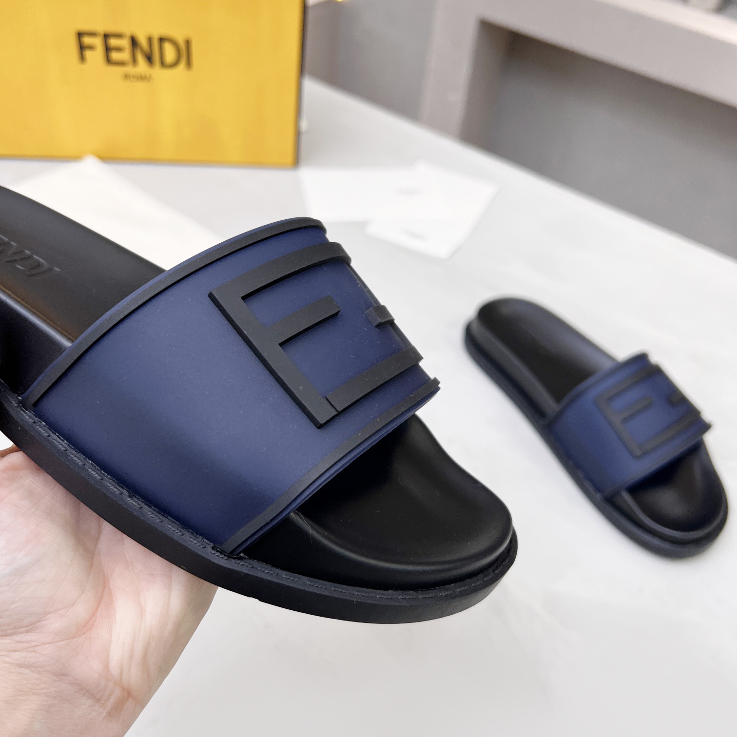 Fendi Baguette Slides - EUR FASHION