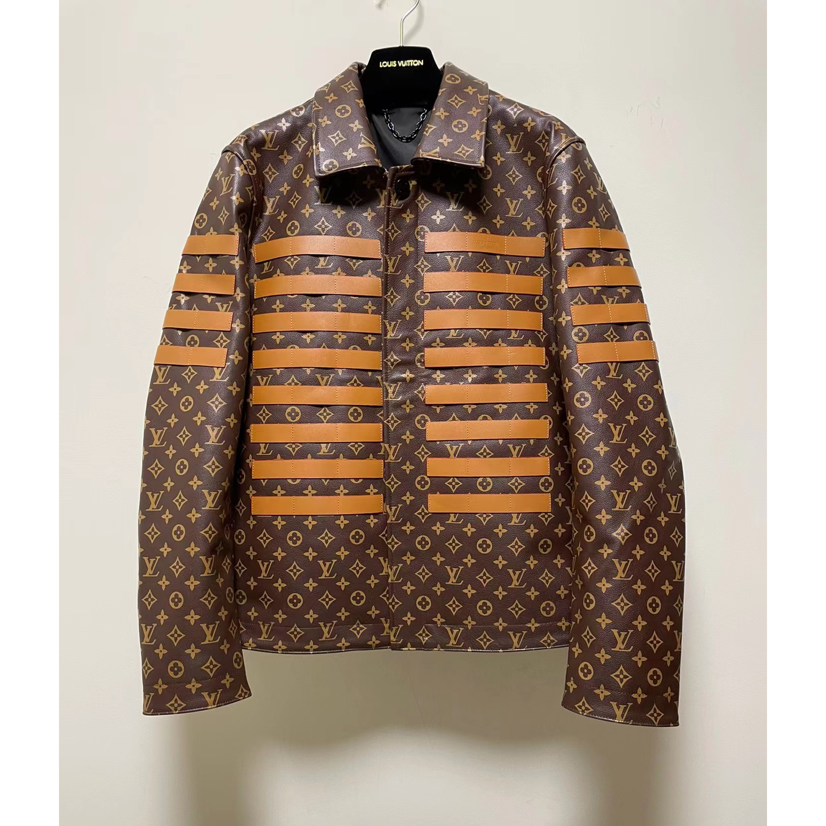 Louis Vuitton Logo Jacket - EUR FASHION