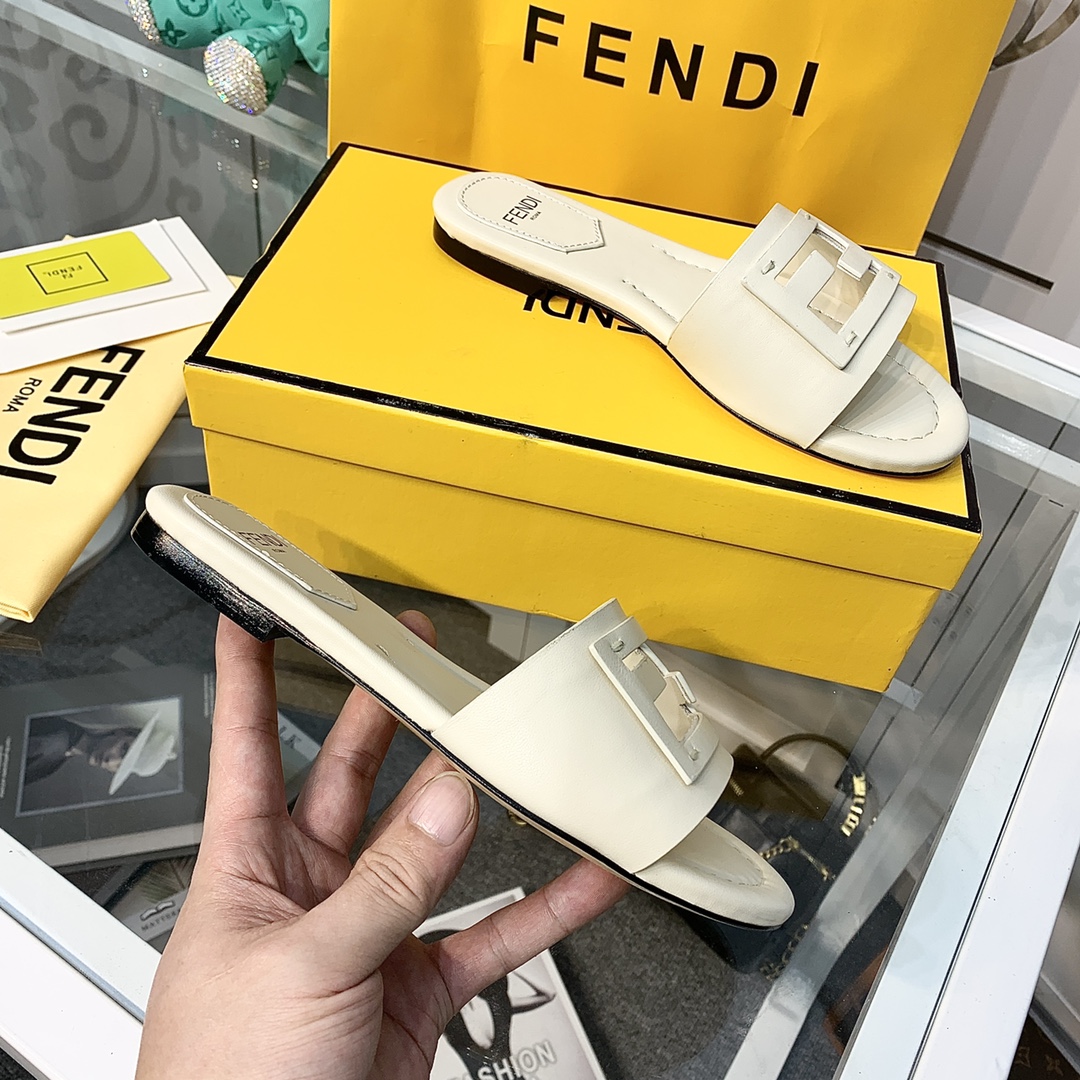 Fendi Signature Beige Leather Slides - EUR FASHION