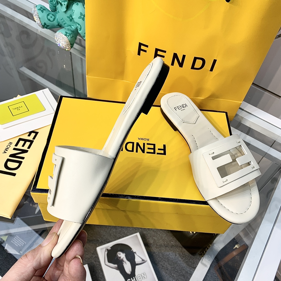 Fendi Signature Beige Leather Slides - EUR FASHION