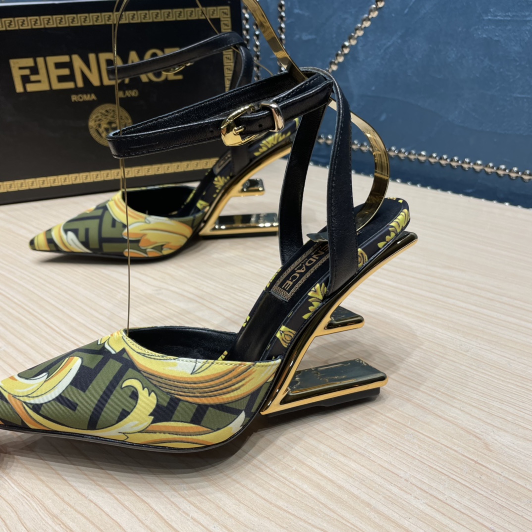 Fendi x Versace Fendace Printed Silk High-Heeled Slingbacks - EUR FASHION