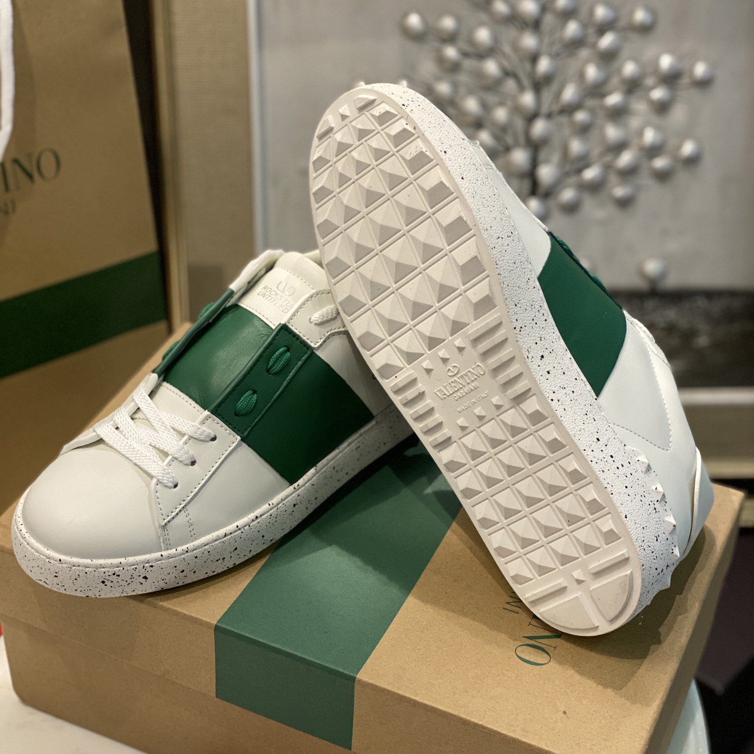 Valenti Open For A Change Sneaker In Bio-Based Material In White/Green - EUR FASHION