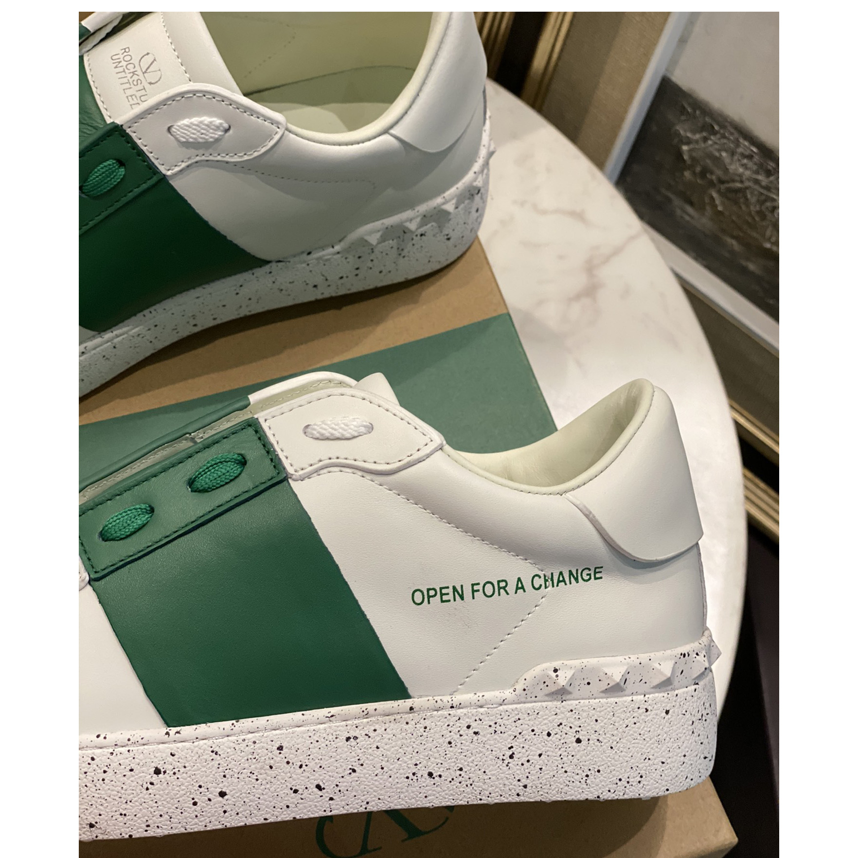 Valenti Open For A Change Sneaker In Bio-Based Material In White/Green - EUR FASHION