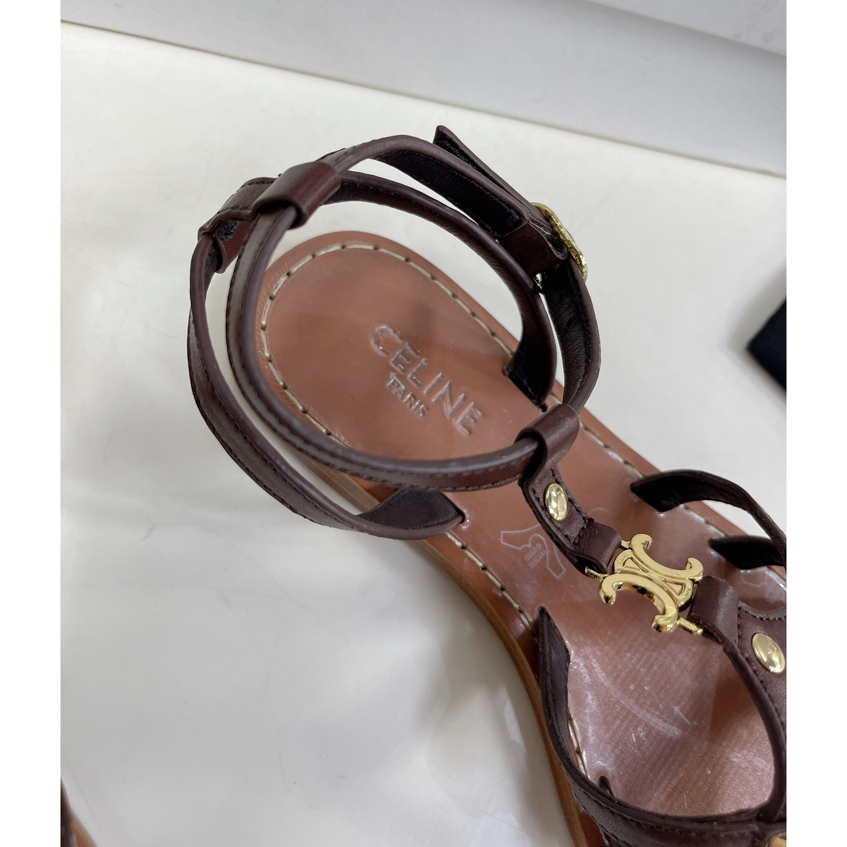 Celine Taillat Triomphe Sandal In Light Brown - EUR FASHION