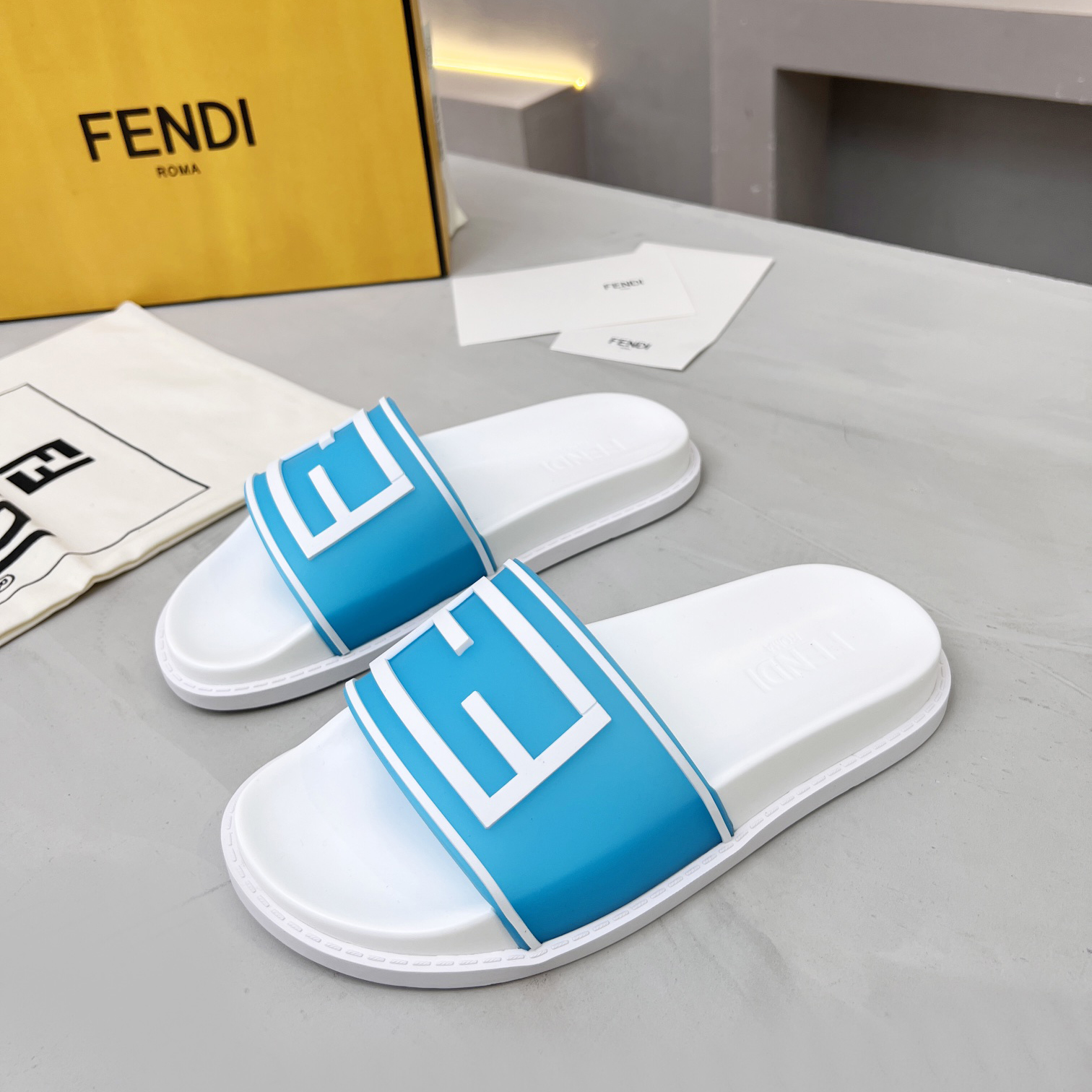 Fendi Baguette Slides - EUR FASHION