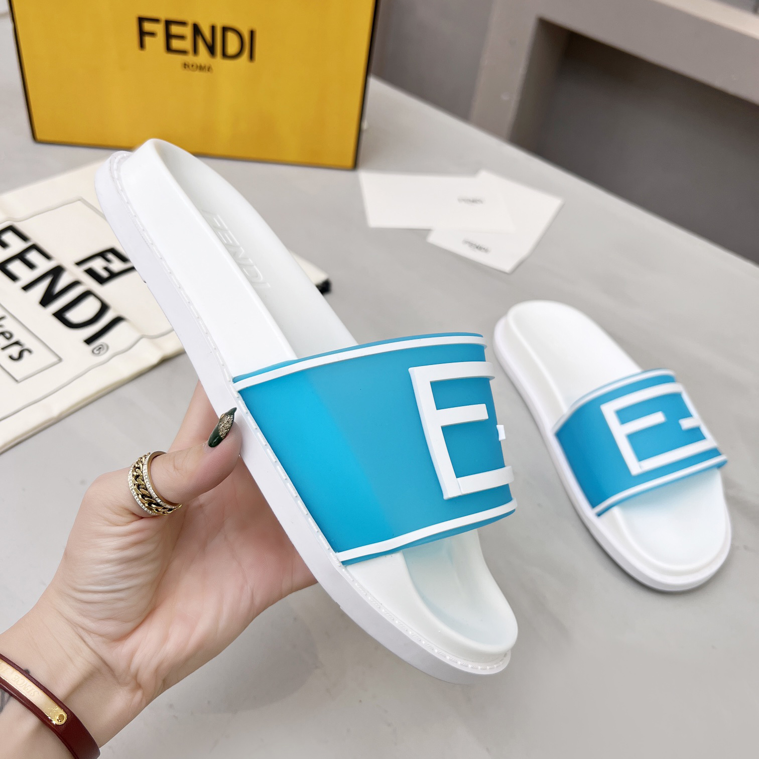 Fendi Baguette Slides - EUR FASHION