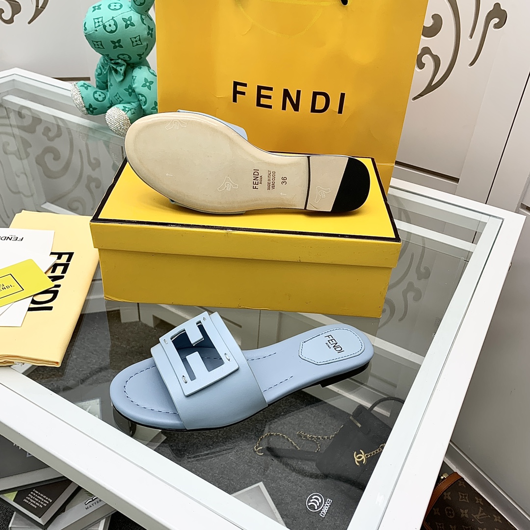 Fendi Signature Light Blue Leather Slides - EUR FASHION