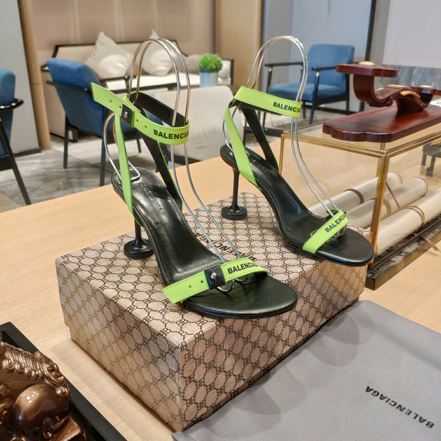 Balenciaga Afterhour 90mm Sandal In Neon Yellow And Black Smooth Calfskin - EUR FASHION