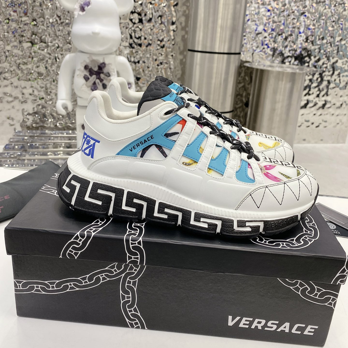 Versace Trigreca Sneakers  - EUR FASHION