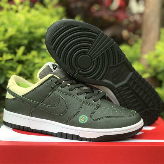 Nike Dunk Low “Avocado” Sneaker   DM7606-300 - EUR FASHION