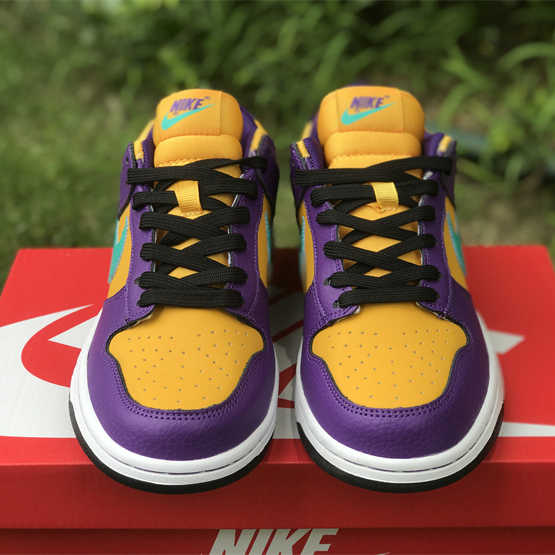 Nike Dunk Low “Lisa Leslie” Sneaker     DO9581-500 - EUR FASHION