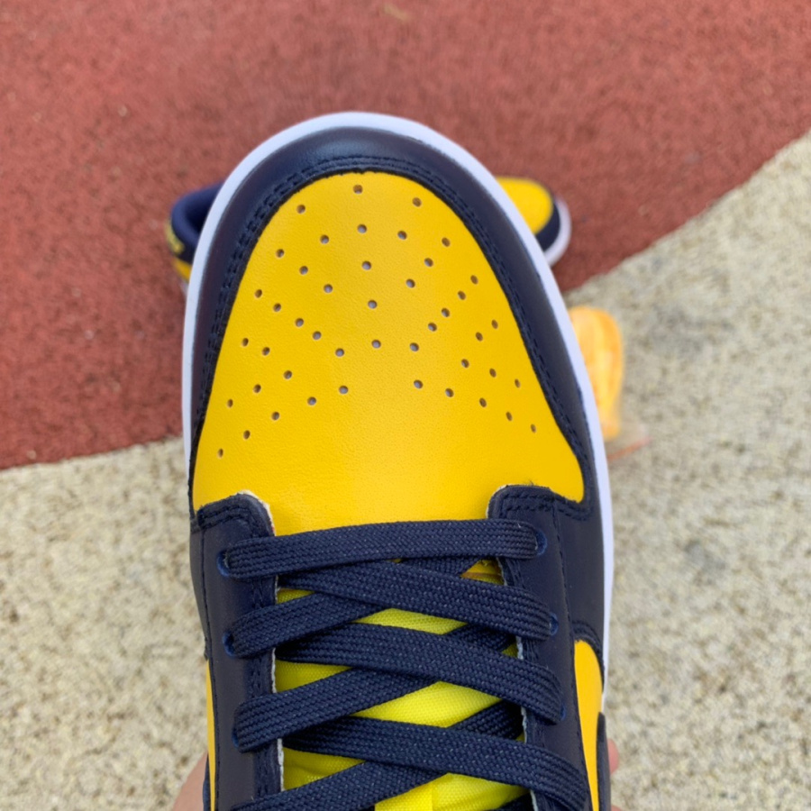 Nike SB Dunk Low ''Michigan'' Sneaker   DD1391-700 - EUR FASHION