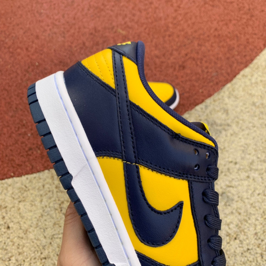 Nike SB Dunk Low ''Michigan'' Sneaker   DD1391-700 - EUR FASHION