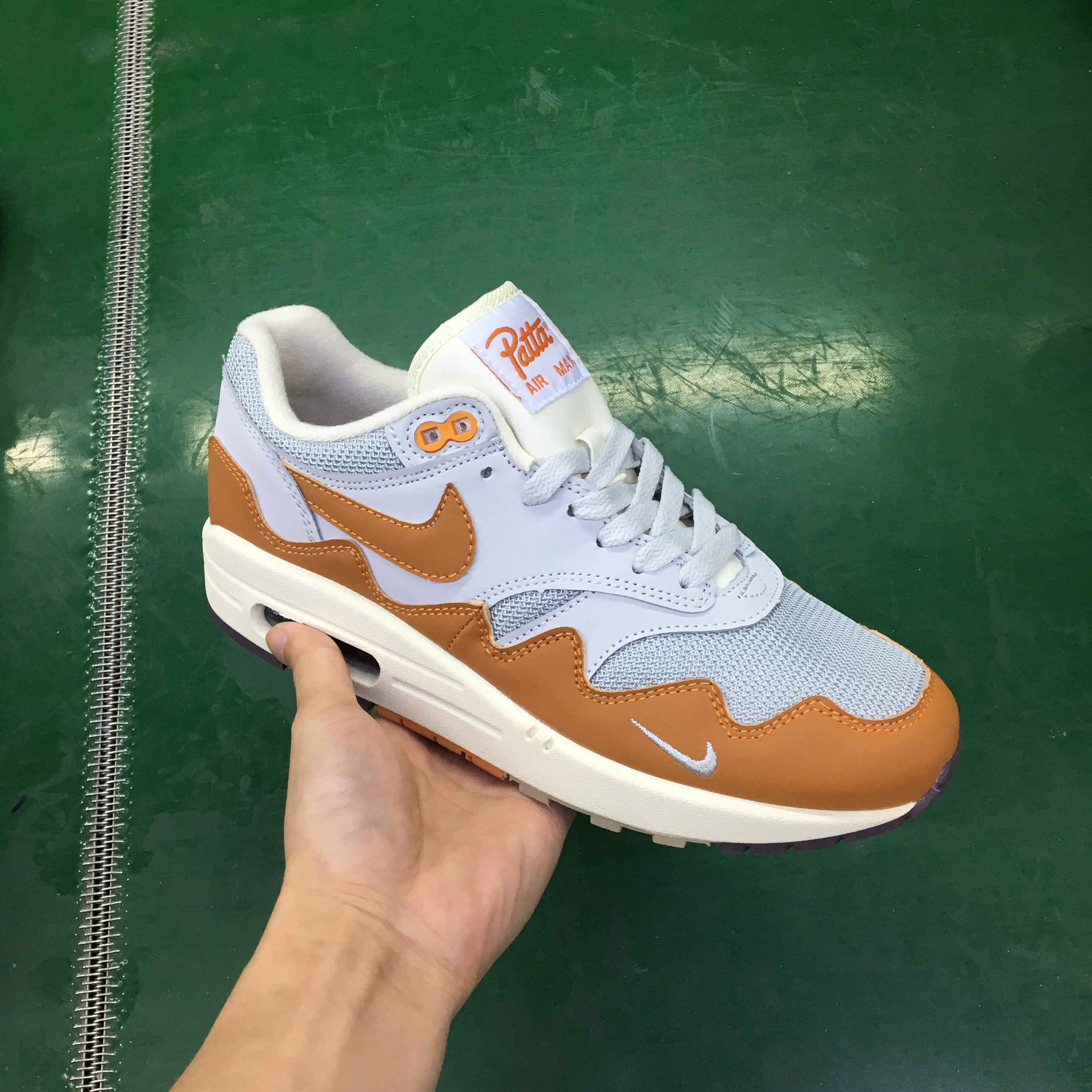 Patta x Nike Air Max 1“Monarch”Sneaker - EUR FASHION