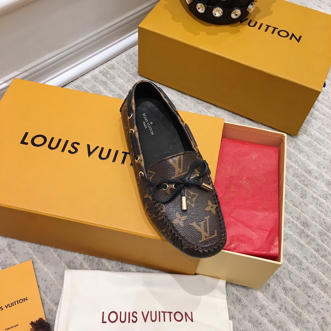 Louis Vuitton Gloria Loafer    1A3V37 - EUR FASHION