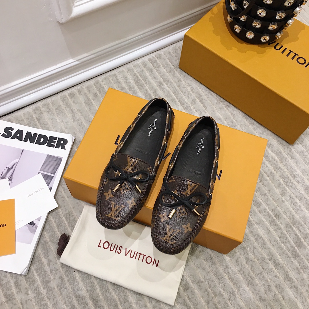 Louis Vuitton Gloria Loafer    1A3V37 - EUR FASHION