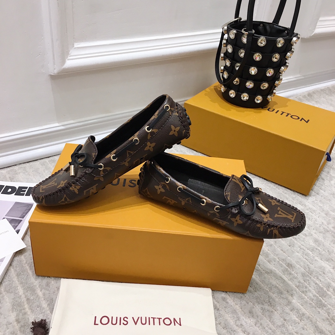 Louis Vuitton Gloria Loafer    1A3V37 - EUR FASHION