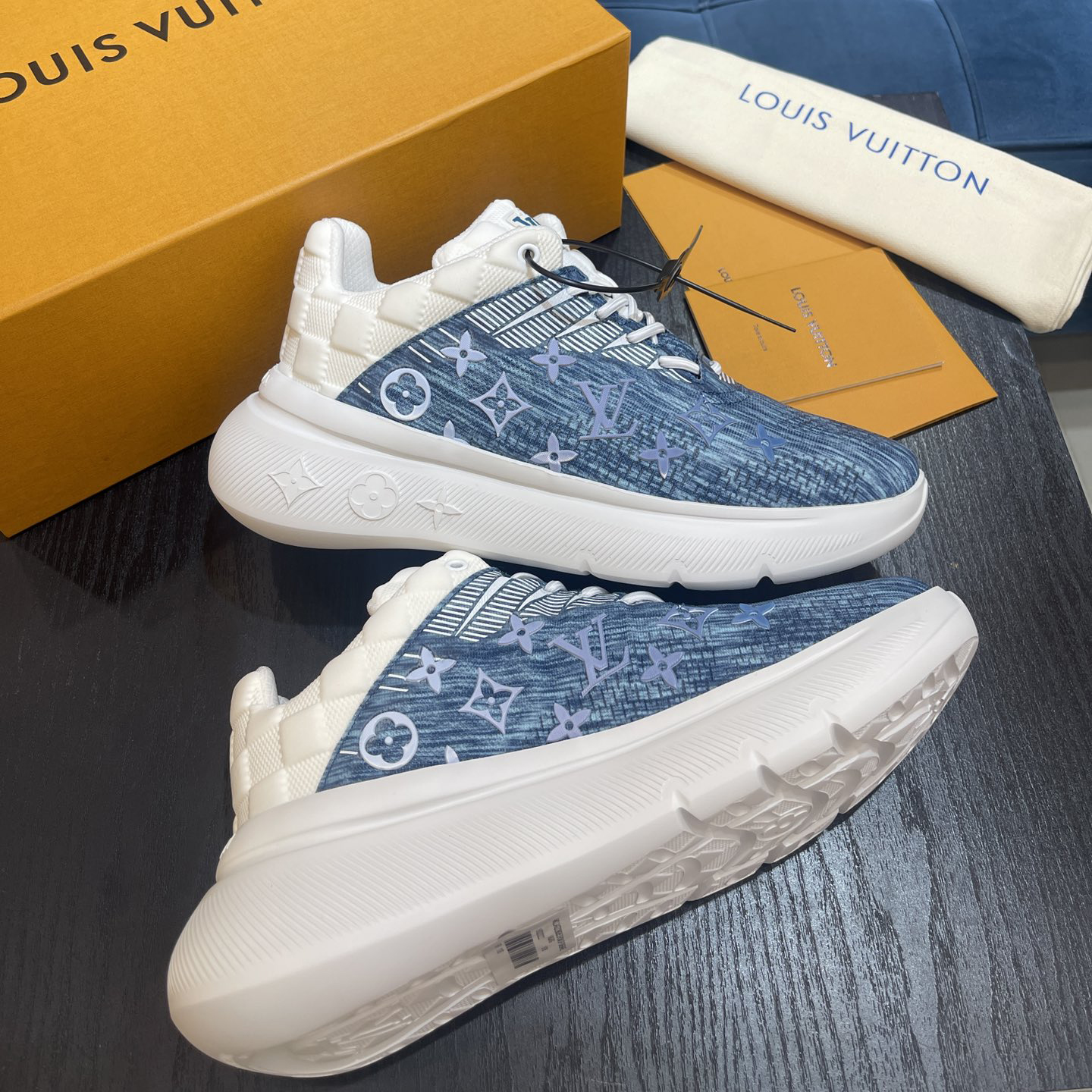 Louis Vuitton Show Up Sneaker     - EUR FASHION