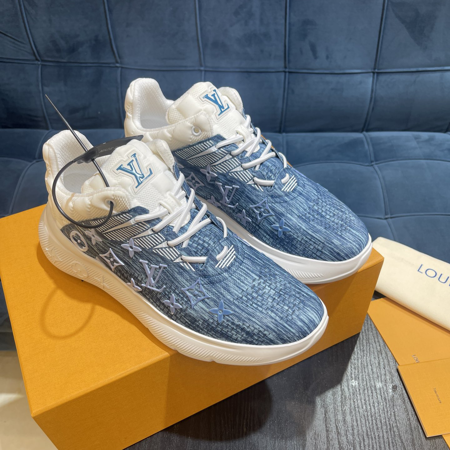 Louis Vuitton Show Up Sneaker     - EUR FASHION