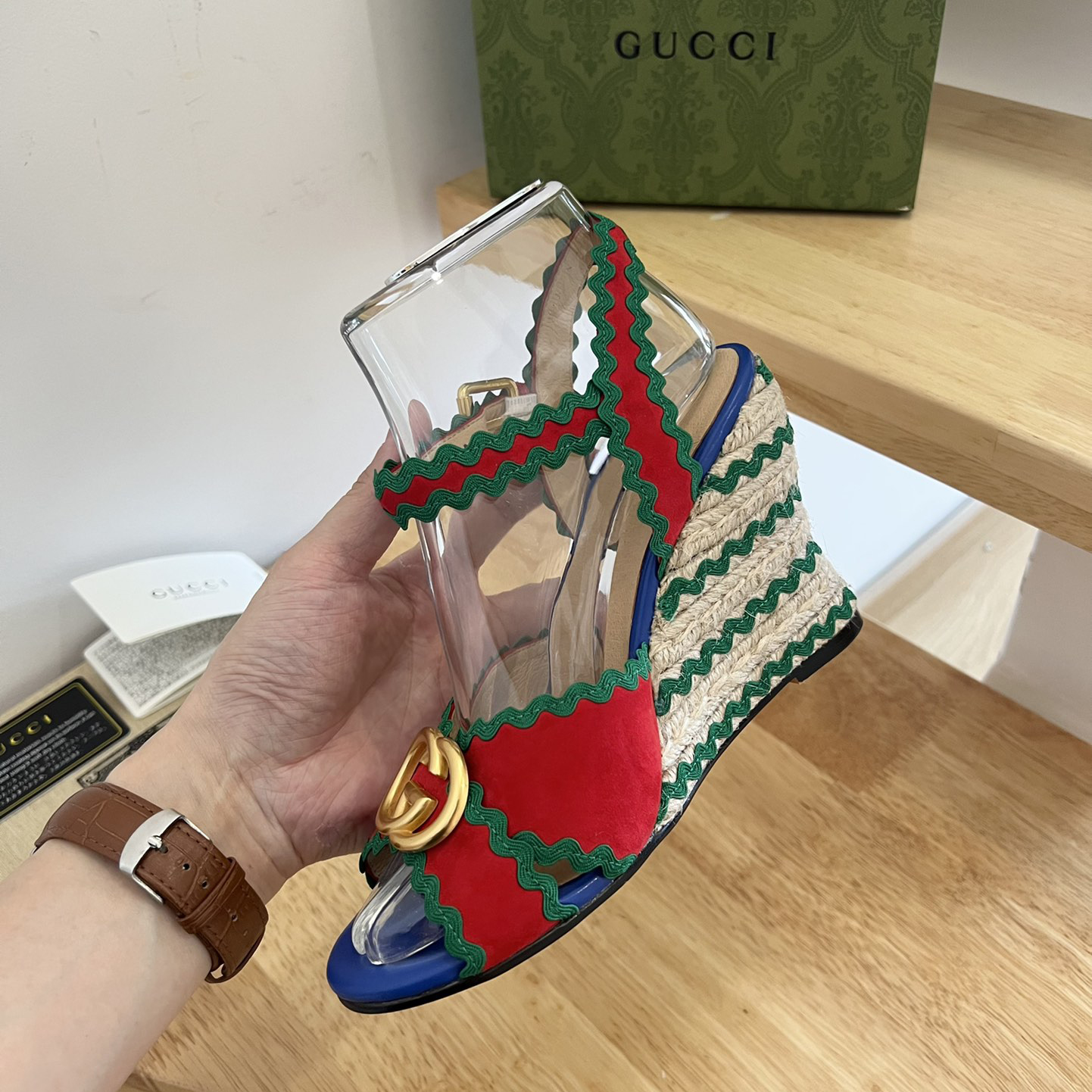 Gucci Women's Espadrille Sandal - EUR FASHION