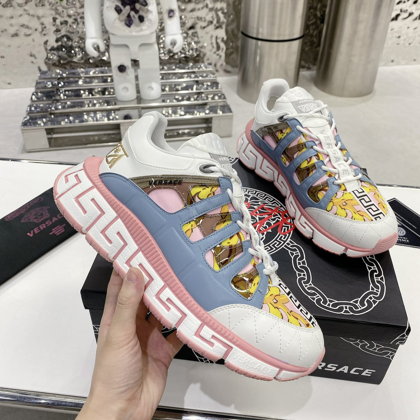 Versace Trigreca Sneakers  - EUR FASHION