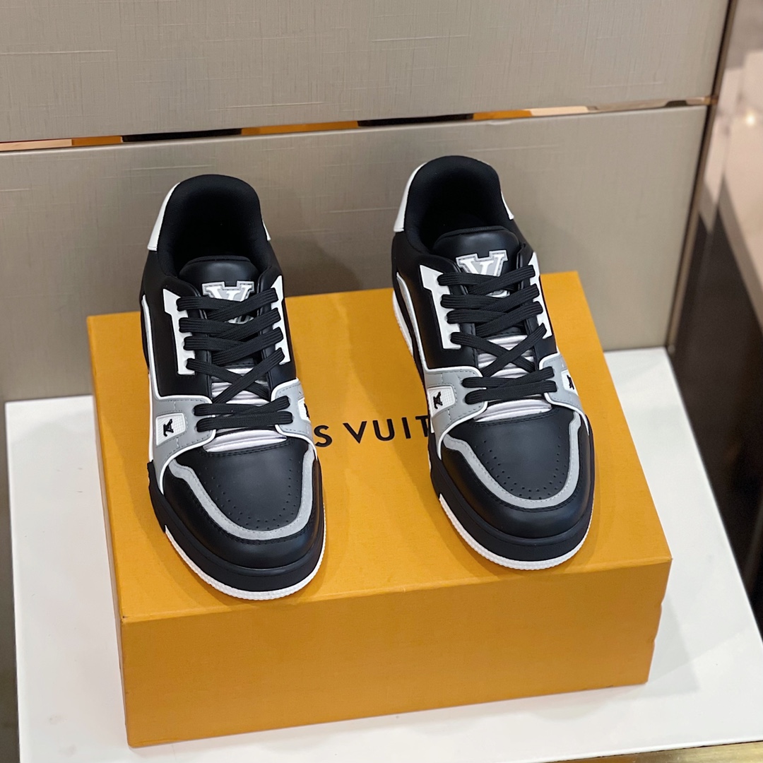 Louis Vuitton LV Trainer Sneaker  (Upon uk size)  1AAHS3 - EUR FASHION