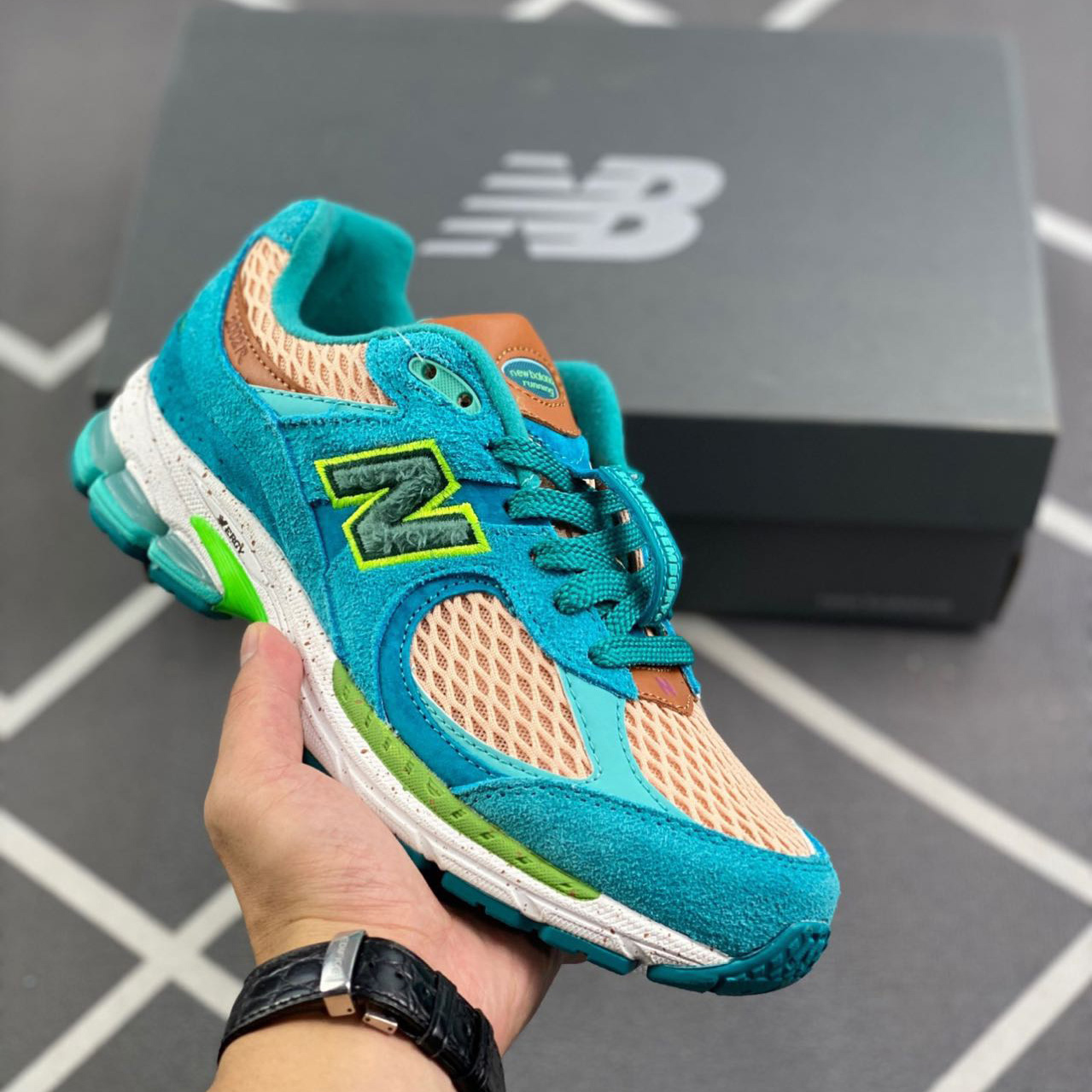 New Balance Running Sneakers          M2002RDD   - EUR FASHION