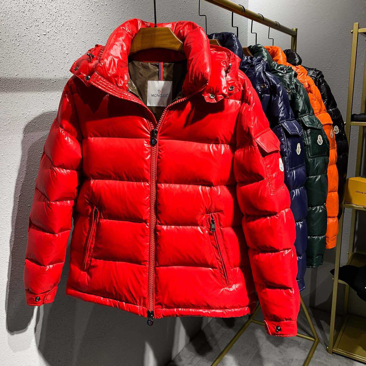 Moncler Short Down Jacket - EUR FASHION