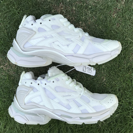 Balenciaga Track Sneaker  - EUR FASHION