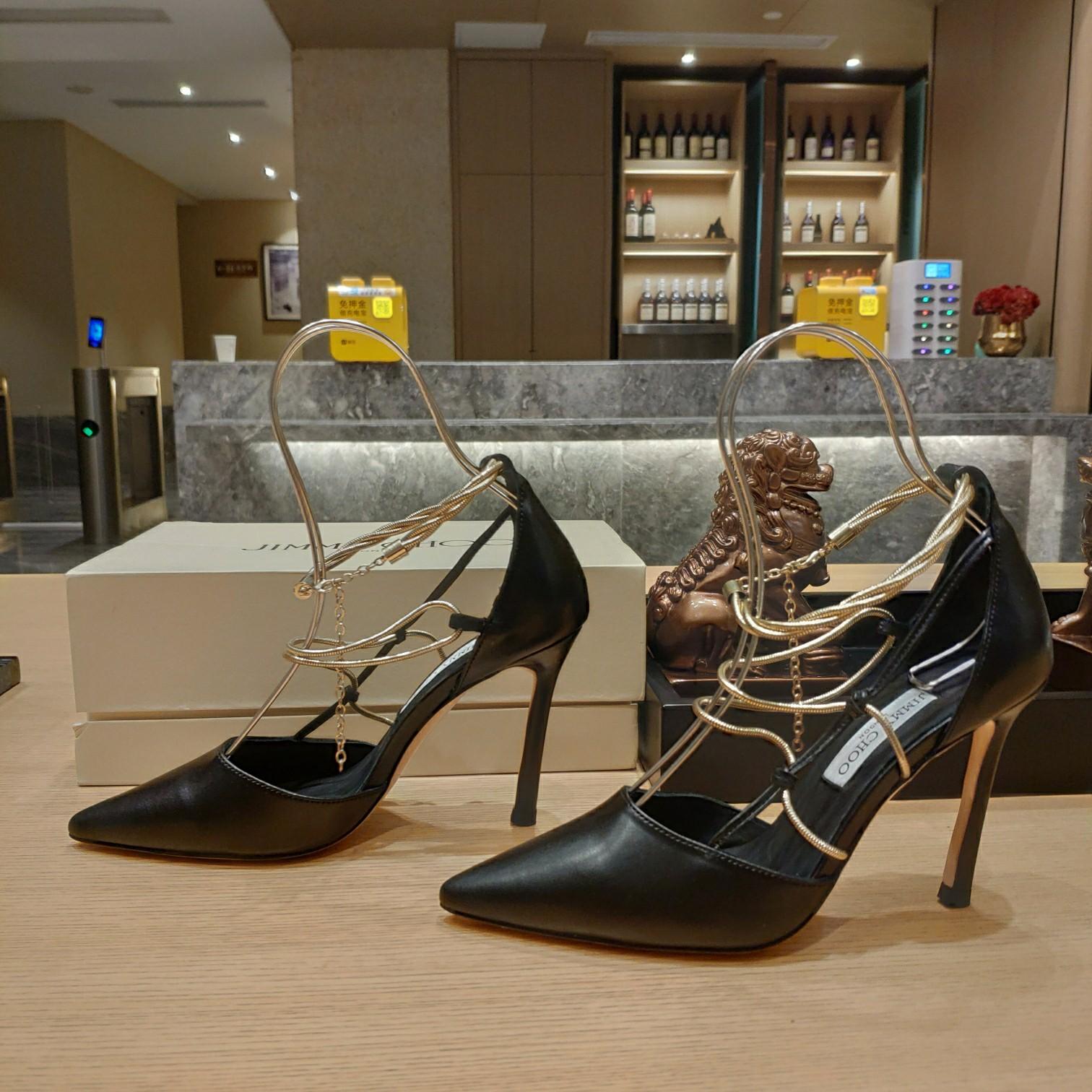 Jimmy Choo Olesia 95 Black Nappa Pumps With Gold Chains - EUR FASHION