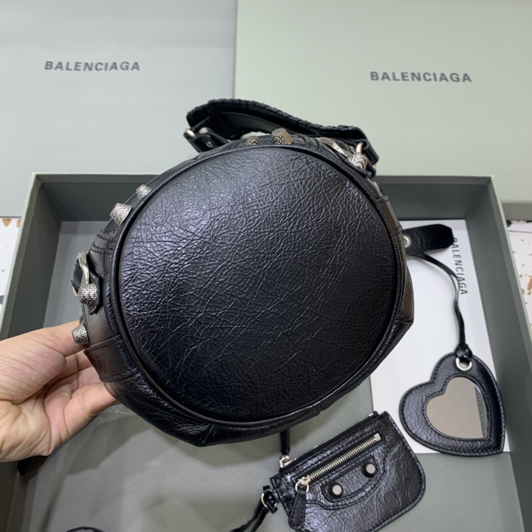 Balenciaga Le Cagole XS Bucket Bag In Black Arena Lambskin, Aged-Silver Hardware(15-19.8-17.8cm) - EUR FASHION