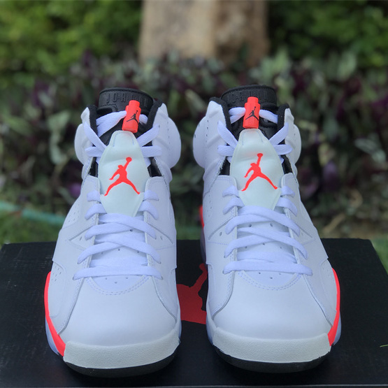 Air Jordan 6 ＂Infrared＂Sneaker     384664-123 - EUR FASHION