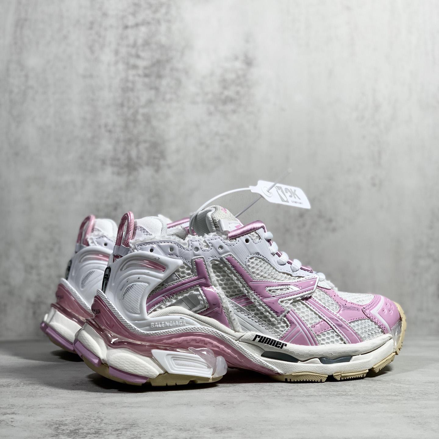 Balenciaga Runner Sneaker In White, Pink, Beige And Black Mesh And Nylon - EUR FASHION