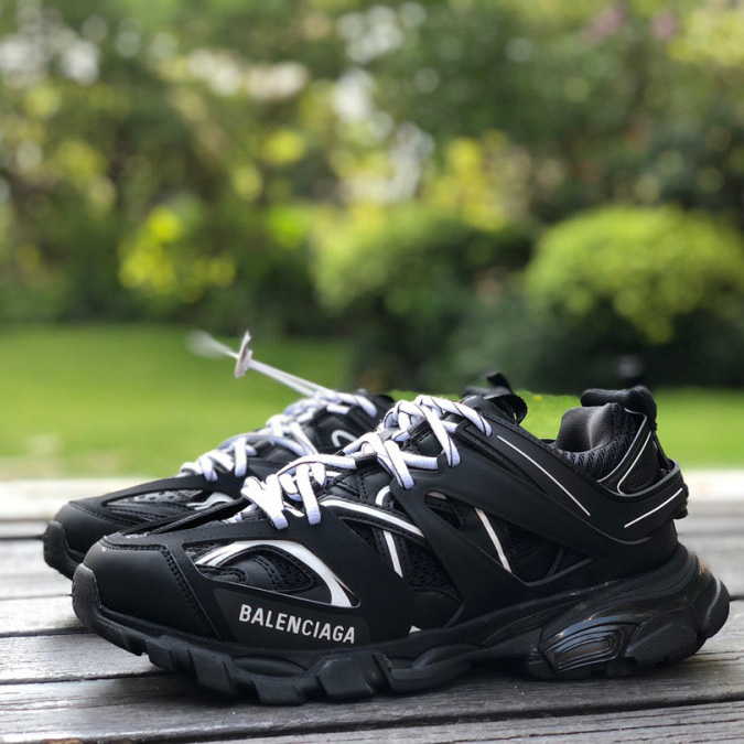 Balenciaga Track 3.0 Sneaker  - EUR FASHION