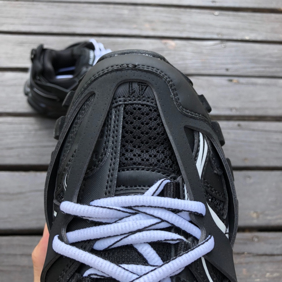 Balenciaga Track 3.0 Sneaker  - EUR FASHION