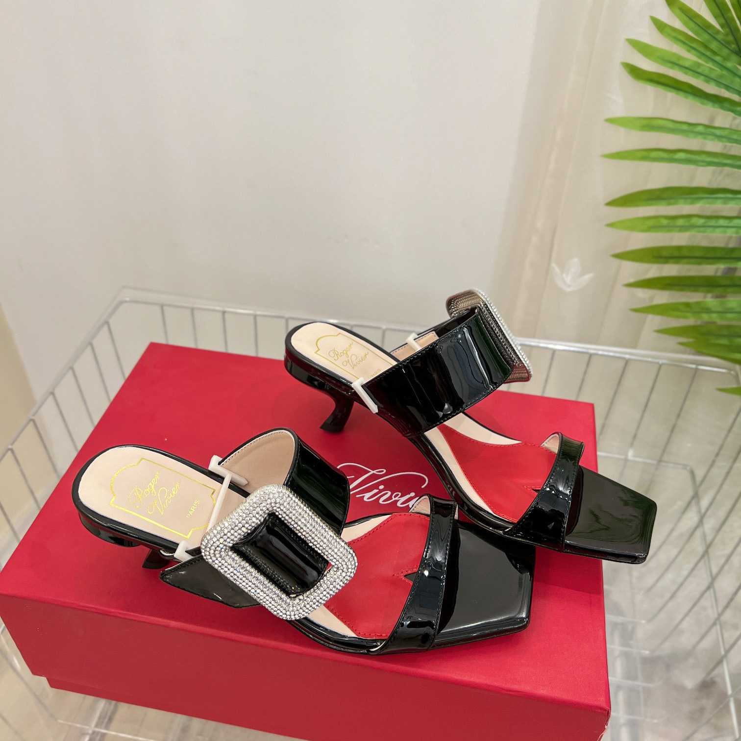 Roger Vivier Viv' Choc Side Strass Buckle Mules In Leather - EUR FASHION