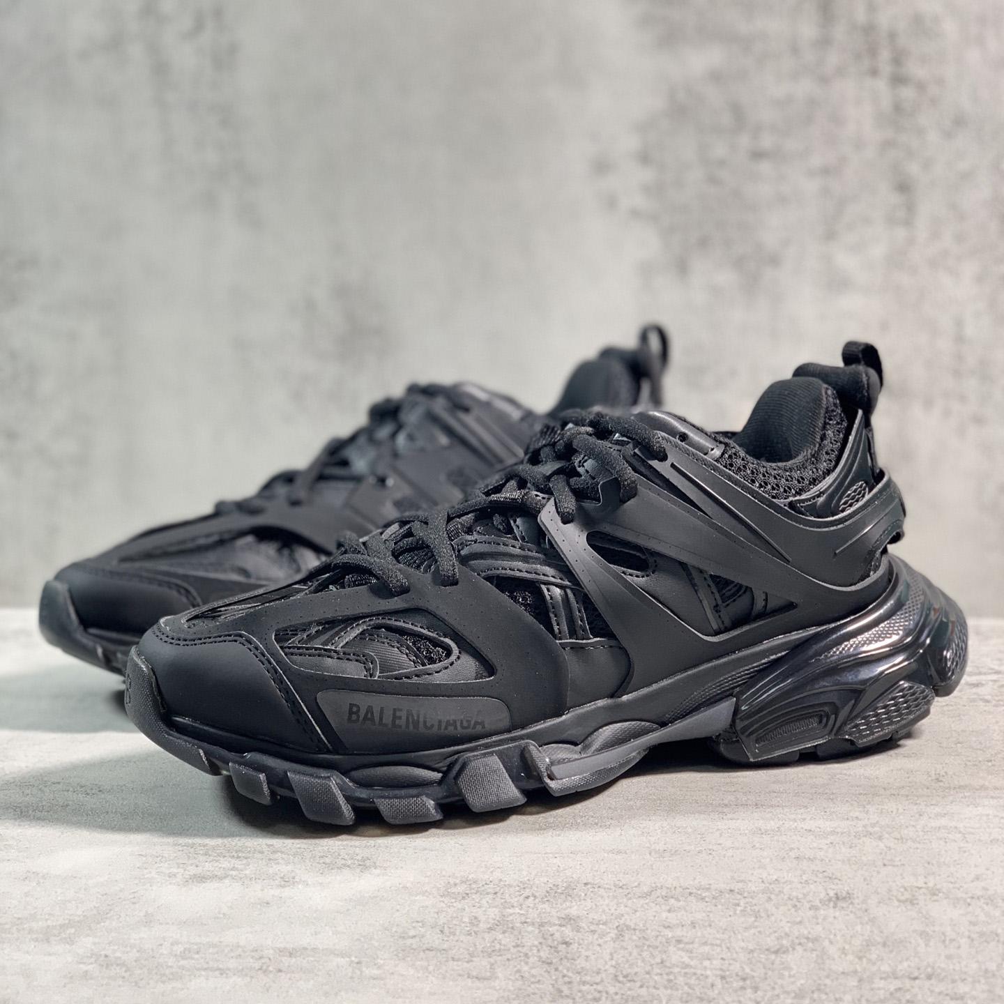 Balenciaga Track Clear Sole Sneaker In Black Mesh And Nylon - EUR FASHION