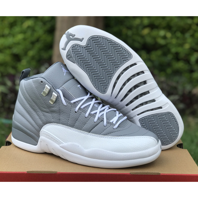 Air Jordan 12 “Stealth” Sneaker   CT8013-015  - EUR FASHION